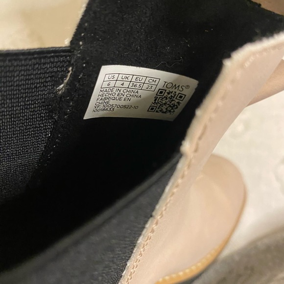 Toms Skylar Puffer Sahara Nubuck Cream Tan Chelsea Lug Sole Ankle Boot - Picture 6 of 7